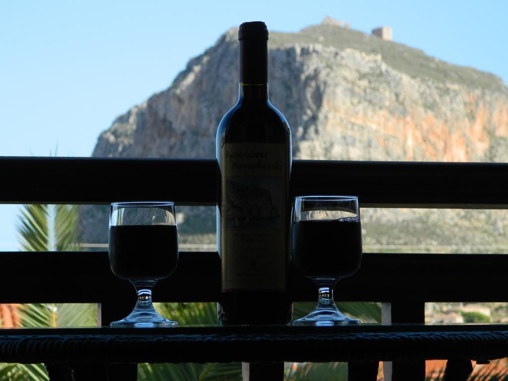 The Flower Of Monemvasia Hotel Exteriör bild